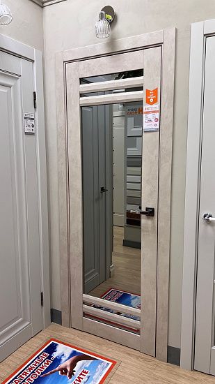 Межкомнатная дверь  